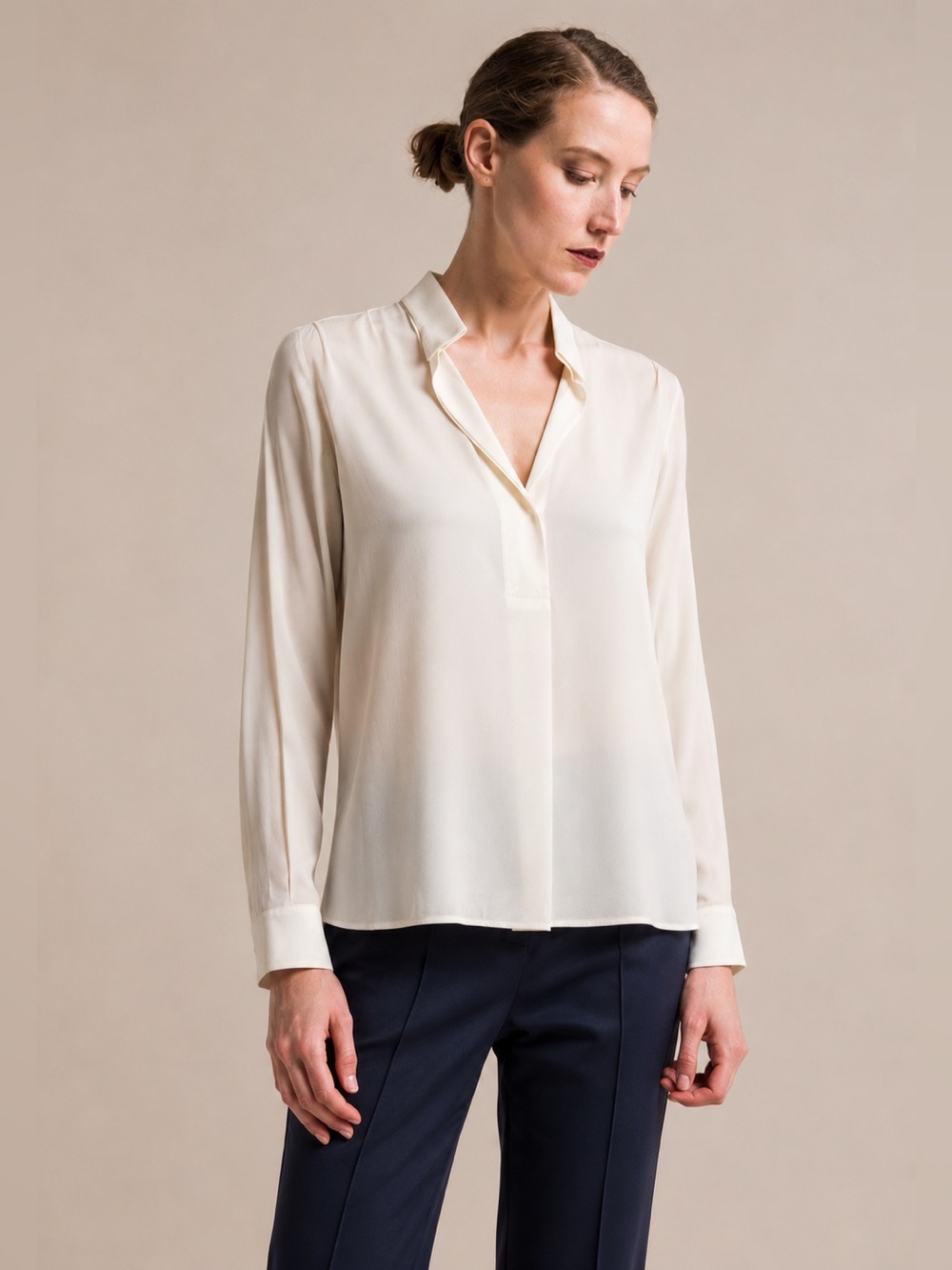 Akris Ivory 100% Silk Long Sleeve Blouse Size US 8 Cream *177